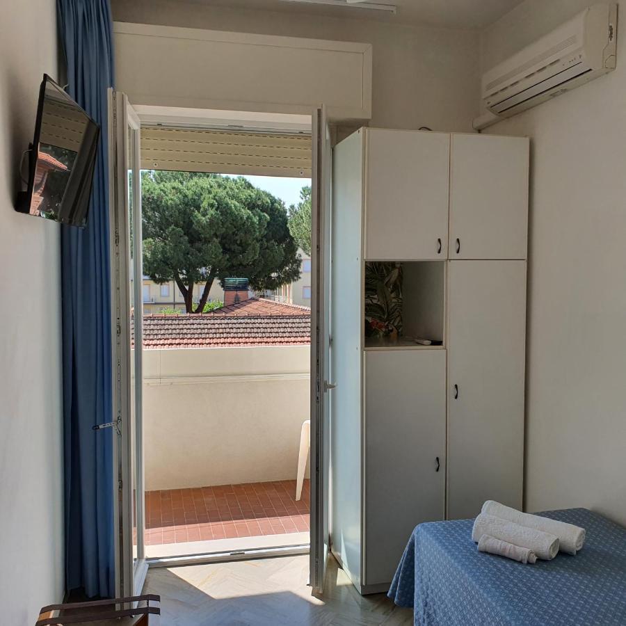 Hotel Tre Assi Rimini Luaran gambar