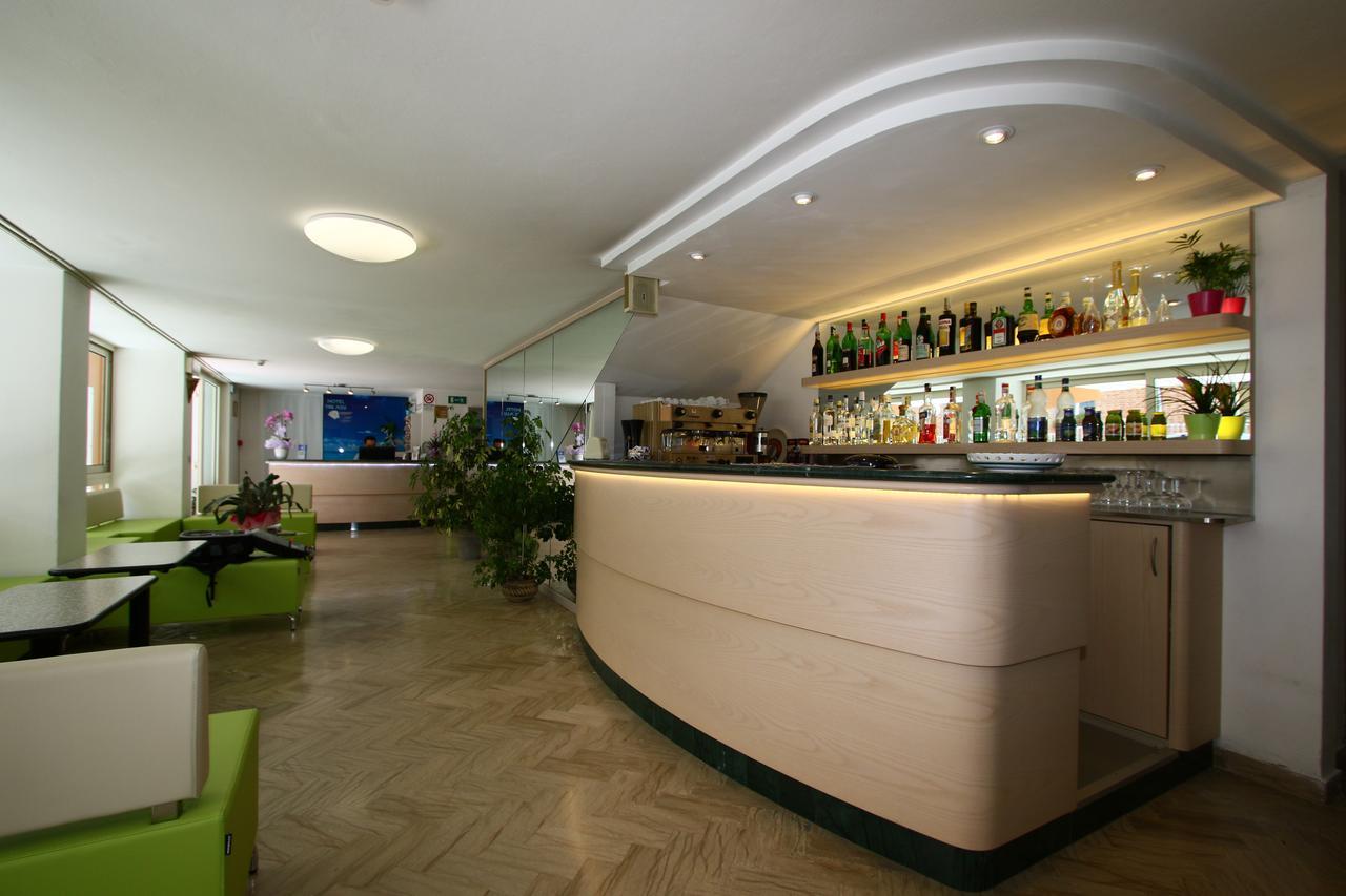 Hotel Tre Assi Rimini Luaran gambar